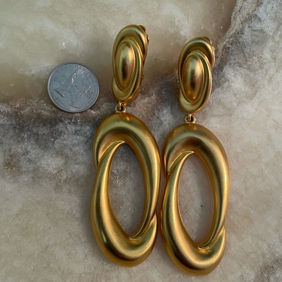 Essex XL Vintage 80’s Gold Dipped Signed  Clips - Picture 6 of 8